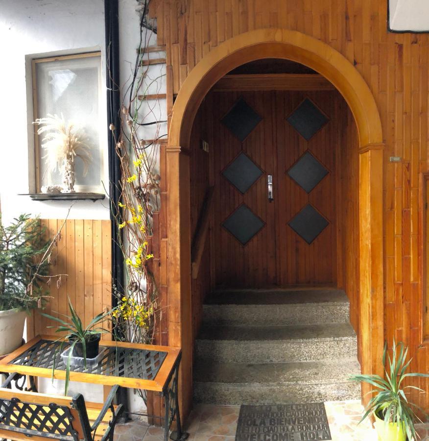 شقة Apartman Olesnik المظهر الخارجي الصورة